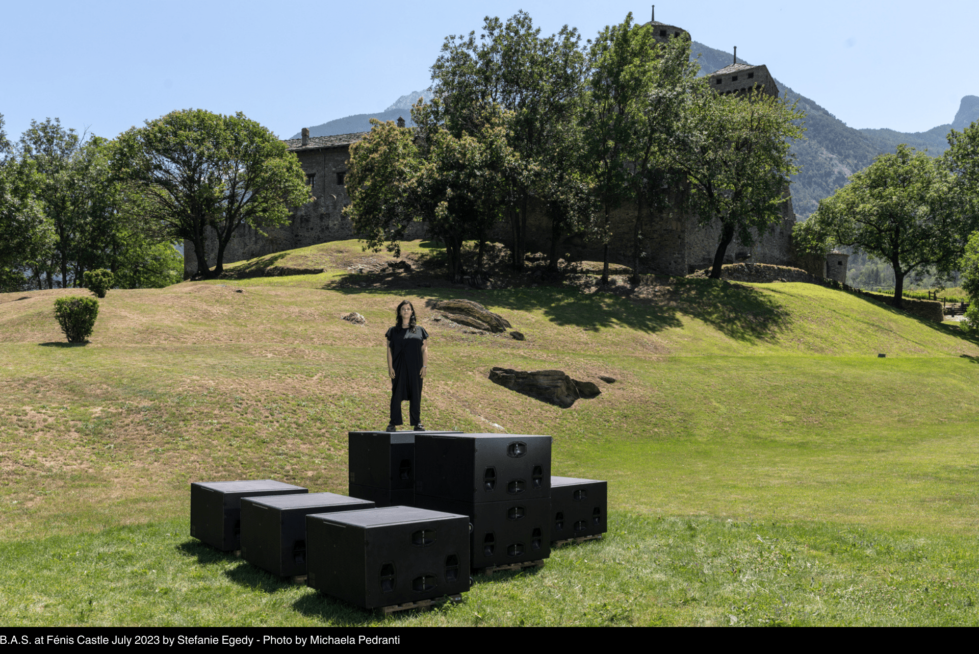 B.A.S. at Fénis Castle July 2023 by Stefanie Egedy - Photo by Michaela Pedranti